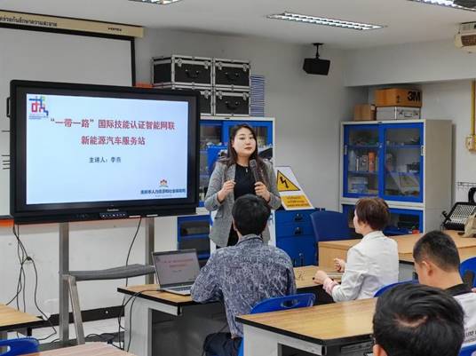 说明: 7ab470ef1d77c8fedeea633b73c6a11